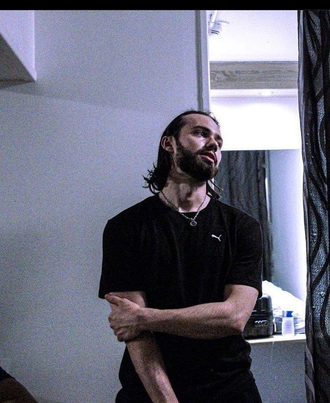 Clement.V, 24 ans